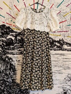 Vintage 90s Floral Lace Cottagecore Fairycore Midi Dress